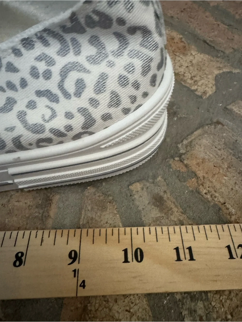 Very G  Leopard Print Canvas Slip-On Sneakers - White/Grey Sparkly  Size 11